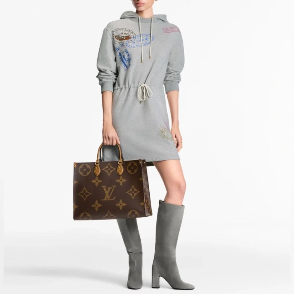 NEW! LOUIS VUITTON large bag 100%‎ authentic